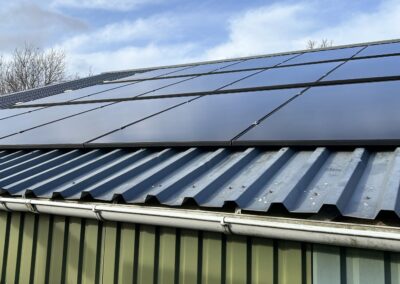 Solceller på ståltrapez