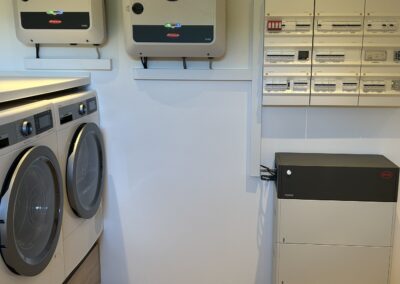 Solcelleanlæg med batteribank